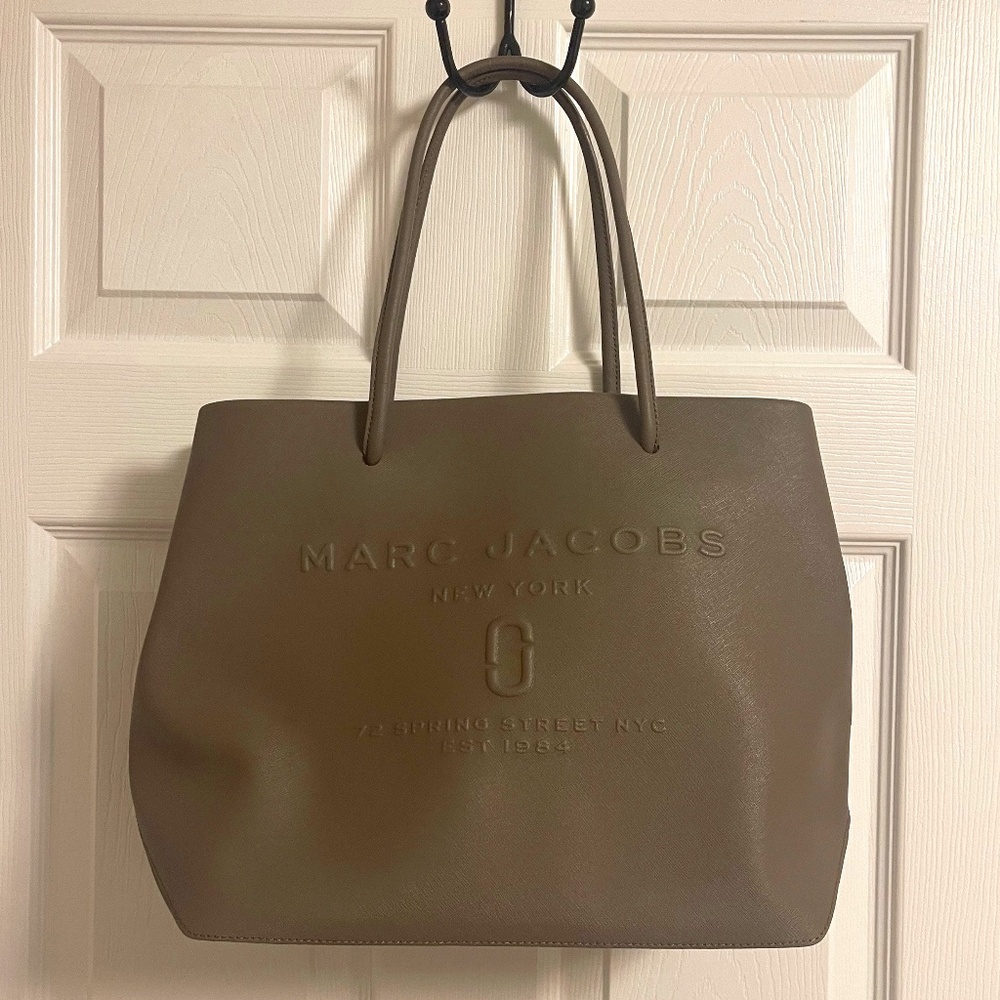 Marc Jacobs Medium Leather Tote Bag - Brand new